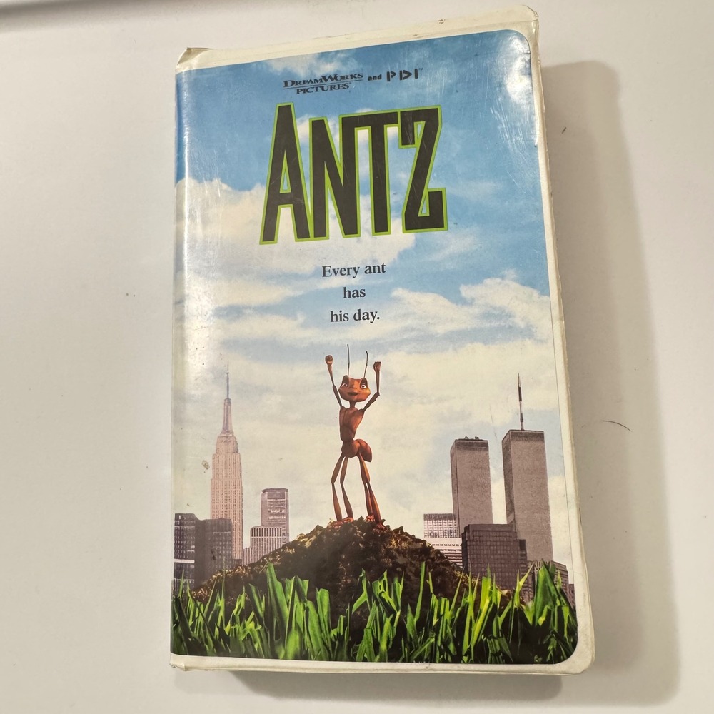 Antz VHS Movie‎ DreamWorks Animation 1998 Clamshell Case 83668